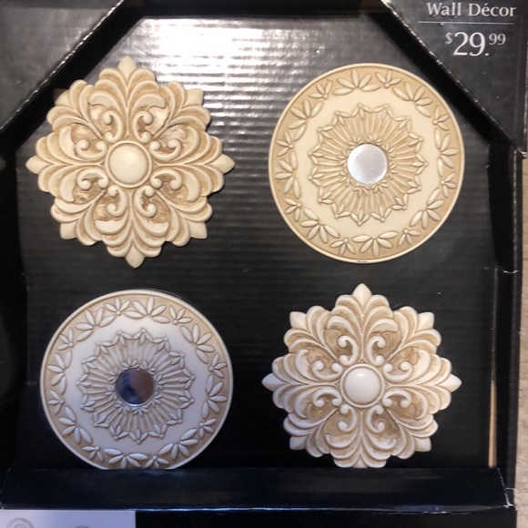 Bed Bath & Beyond Wall Decor 8 Piece Wall Decor Set Poshmark